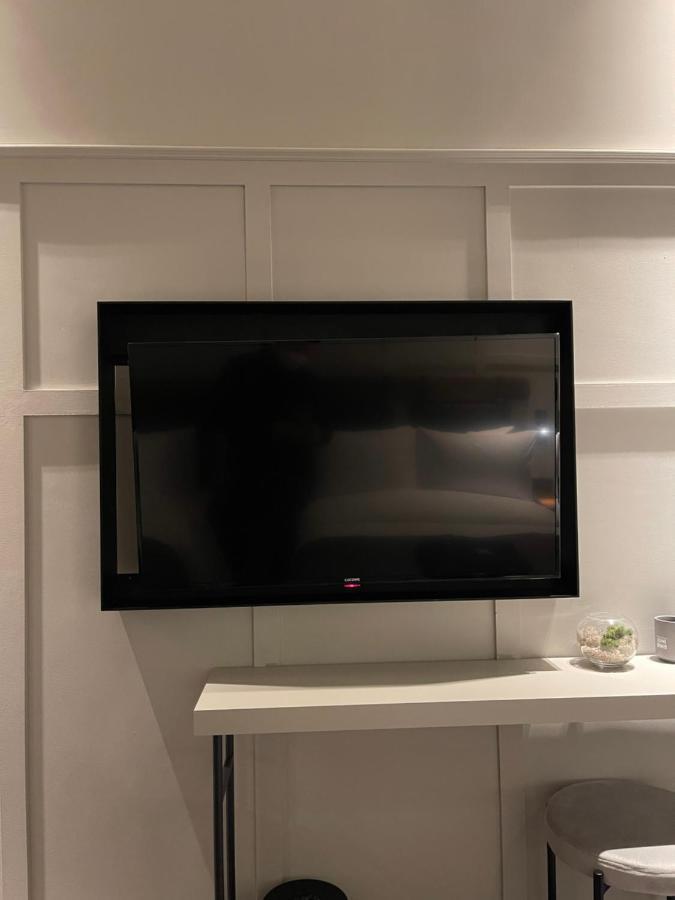 Junibino Hotel Hongdae Сеул Экстерьер фото