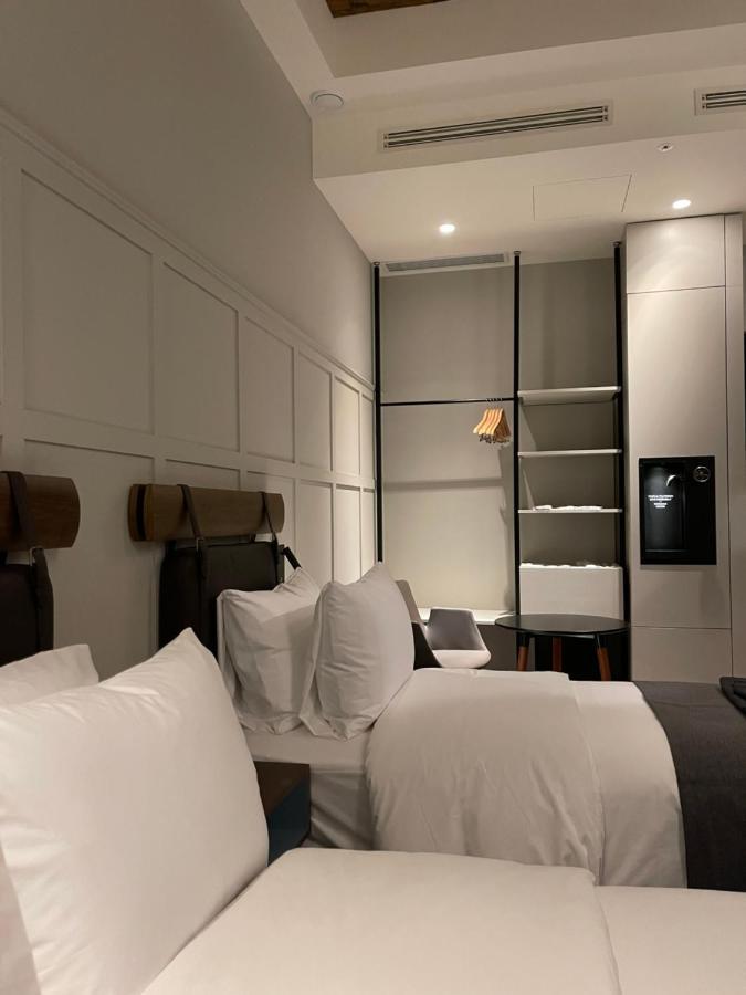 Junibino Hotel Hongdae Сеул Экстерьер фото