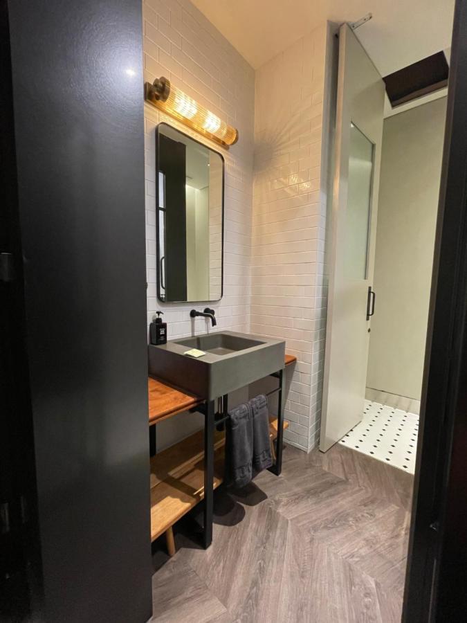 Junibino Hotel Hongdae Сеул Экстерьер фото