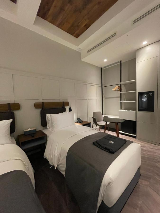 Junibino Hotel Hongdae Сеул Экстерьер фото